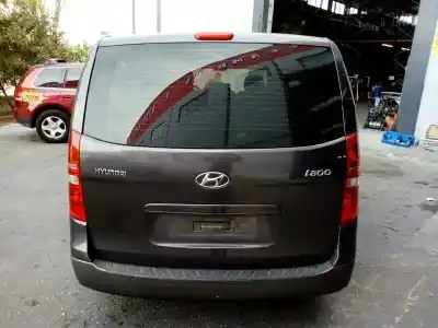 Vehicul casat hyundai h1 2.5 crdi al anului 2010 alimentat d4cb