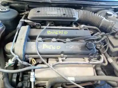 Veicolo di demolizione ford mondeo berlina 2.0 16v dell'anno 1998 alimentato nga