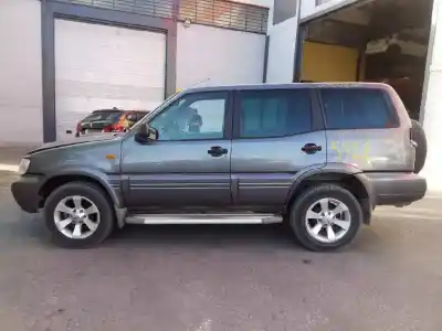 Vehículo de desguace NISSAN TERRANO/TERRANO.II (R20) 2.7 Turbodiesel del año 2005 con motor TD27TI