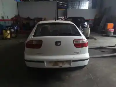 Veicolo di demolizione seat                                               leon (1m1)                                                                                                                                                                                                                                                 1.9 tdi                                                                                                                                                                                                                                                    dell'anno 2001 alimentato asv