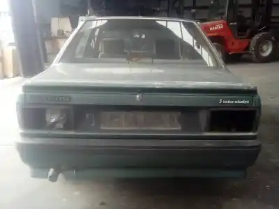 Véhicule à la ferraille renault   de l'année 1990 alimenté f2n708