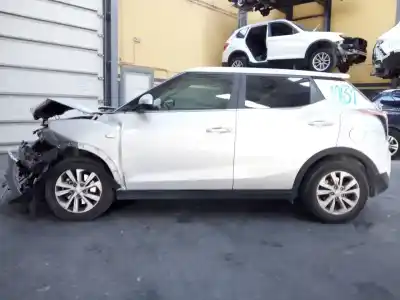 Здавання транспортного засобу ssangyong tivoli 1.2 року 2020 потужний g12dtf