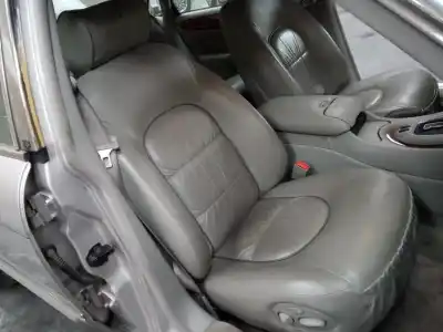 Здавання транспортного засобу jaguar daimler 8/3996 року 2001 потужний g/ma
