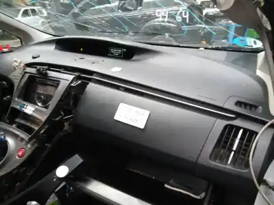 Véhicule à la ferraille toyota prius (nhw30) plug-in hybrid advance de l'année 2012 alimenté 2zrfxe