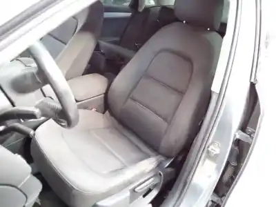 Veículo de Sucata audi a4 berlina (b8) básico do ano 2009 alimentado cagc