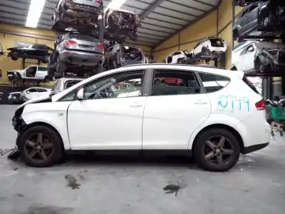Veículo de Sucata seat altea xl (5p5) stylance / style do ano 2015 alimentado cayc
