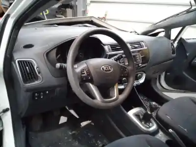 Veicolo di demolizione kia rio concept dell'anno 2015 alimentato g4la