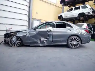 Veículo de Sucata mercedes                                           clase c (w205) lim.                                                                                                                                                                                                                                        c 220 cdi bluetec (205.004)                                                                                                                                                                                                                                do ano 2017 alimentado 651921