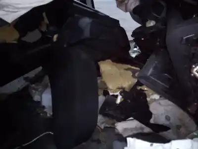 Veículo de Sucata toyota proace verso compact family do ano 2022 alimentado yh01