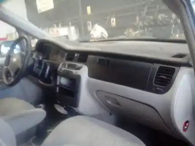 Sloopvoertuig hyundai trajet 2.0 crdi van het jaar 2004 aangedreven d4ea