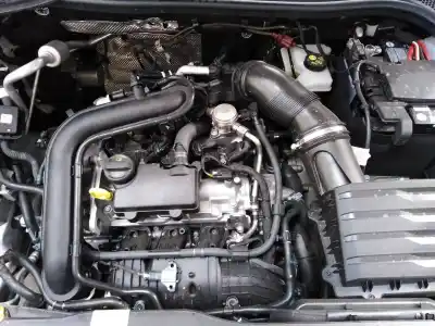 Veículo de Sucata audi a1 sportback (gba) 30 tfsi s line do ano 2022 alimentado dlaa