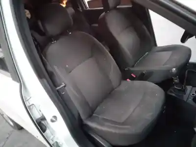 Здавання транспортного засобу dacia lodgy laureate року 2014 потужний k9k846