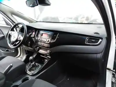 Scrapping Vehicle kia carens ( ) drive of the year 2013 powered d4fd