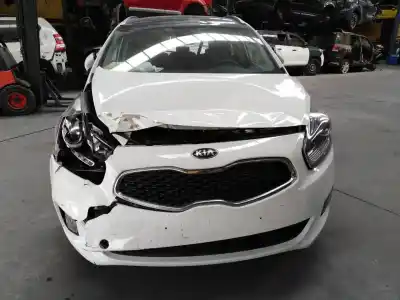 Veículo de Sucata kia carens ( ) drive do ano 2014 alimentado d4fd