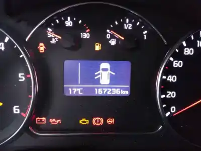 Veículo de Sucata kia carens ( ) drive do ano 2014 alimentado d4fd