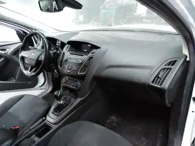 Vehicul casat ford focus lim. st-line al anului 2017 alimentat m1dd