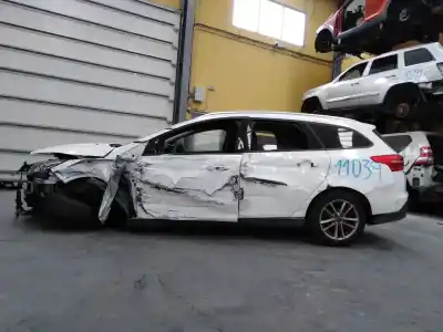 Vehicul casat ford focus lim. st-line al anului 2017 alimentat m1dd