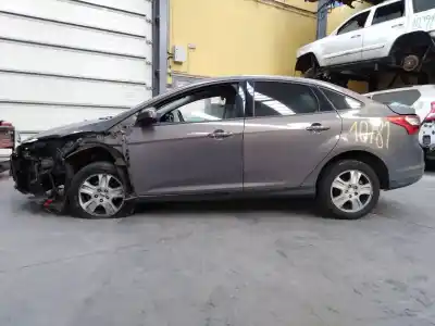 Vehicul casat ford focus turn. (cb8) titanium al anului 2011 alimentat t1da
