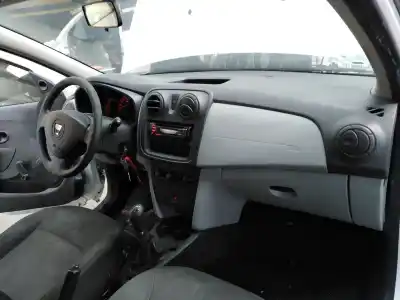 Scrapping Vehicle dacia sandero ambiance of the year 2013 powered d4f732