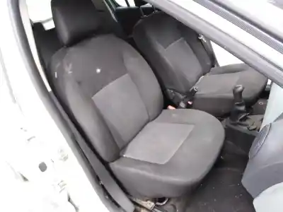 Scrapping Vehicle dacia sandero ambiance of the year 2013 powered d4f732