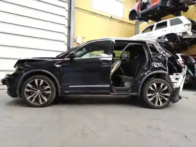 Veículo de Sucata volkswagen tiguan sport 4motion bmt do ano 2018 alimentado cuaa