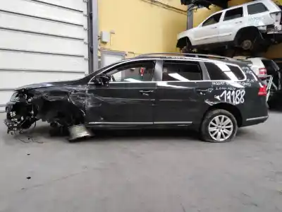 Veicolo di demolizione volkswagen passat variant (365) exclusive bluemotion dell'anno 2011 alimentato cffb