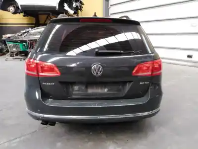 Veicolo di demolizione volkswagen passat variant (365) exclusive bluemotion dell'anno 2011 alimentato cffb