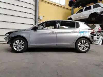 Veículo de Sucata peugeot                                            308                                                                                                                                                                                                                                                        active                                                                                                                                                                                                                                                     do ano 2014 alimentado hnz