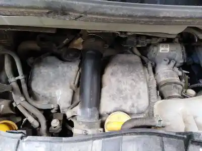 Veículo de Sucata renault kangoo emotion do ano 2015 alimentado k9k608