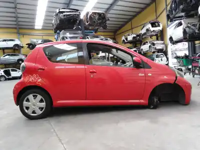 Vehículo de desguace TOYOTA AYGO (KGB/WNB) Básico del año 2010 con motor 1KRFE