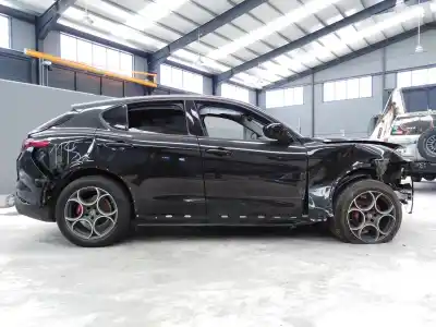 Veículo de Sucata alfa romeo stelvio (630) executive 4wd do ano 2021 alimentado 46346359