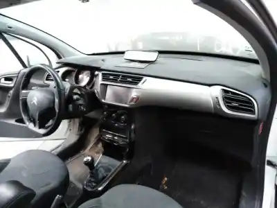 Veicolo di demolizione citroen c3 collection dell'anno 2016 alimentato bhw