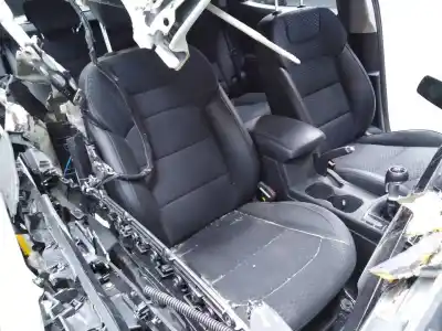 Hurda Aracı ssangyong korando crystal 4x2 yılın 2022 güçlü g15dtf