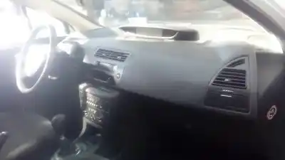 Scrapping Vehicle citroen c4 berlina collection of the year 2005 powered kfu