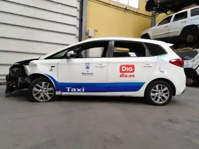 Veículo de Sucata kia carens ( ) drive do ano 2018 alimentado d4fd