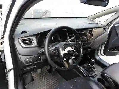 Veículo de Sucata kia carens ( ) drive do ano 2018 alimentado d4fd