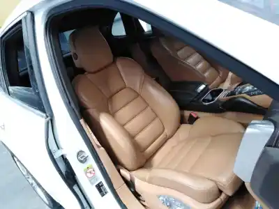 Здавання транспортного засобу porsche cayenne (typ 92aa) diesel року 2012 потужний crca