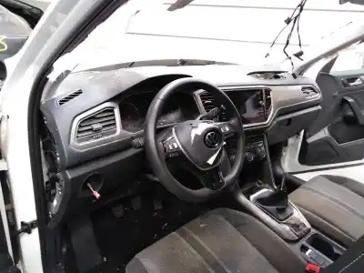 Scrapping Vehicle volkswagen t-roc sport of the year 2022 powered dlaa