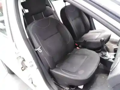 Veículo de Sucata dacia sandero stepway do ano 2016 alimentado k9k626
