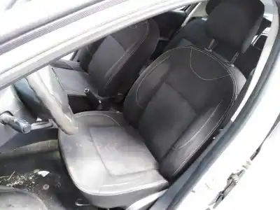 Veículo de Sucata dacia sandero stepway do ano 2016 alimentado k9k626