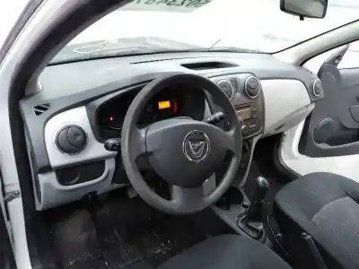 Здавання транспортного засобу dacia logan ii ambiance року 2013 потужний d4f732