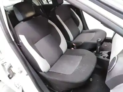 Здавання транспортного засобу dacia logan ii ambiance року 2013 потужний d4f732