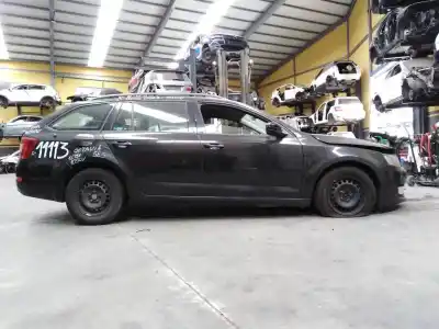 Veicolo di demolizione skoda octavia combi (5e5) active dell'anno 2015 alimentato cxxa