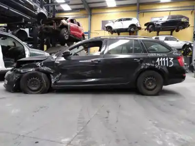 Veicolo di demolizione skoda octavia combi (5e5) active dell'anno 2015 alimentato cxxa