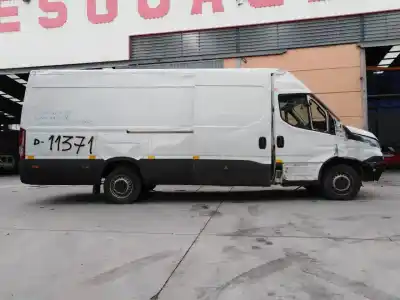 Verschrottungsfahrzeug iveco                                              daily furgón                                                                                                                                                                                                                                               fg h2 33 s ... v batalla 3520                                                                                                                                                                                                                              des jahres 2019 angetrieben f1agl411s