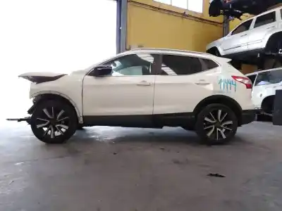 Veicolo di demolizione nissan qashqai (j11) acenta dell'anno 2014 alimentato r9m410