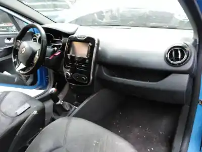 Veículo de Sucata renault clio iv societé do ano 2014 alimentado h4b400