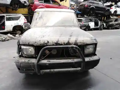 Véhicule à la ferraille land rover discovery (lt) td5 de l'année 1999 alimenté 15p