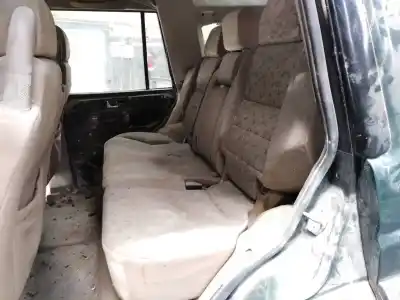 Véhicule à la ferraille land rover discovery (lt) td5 de l'année 1999 alimenté 15p