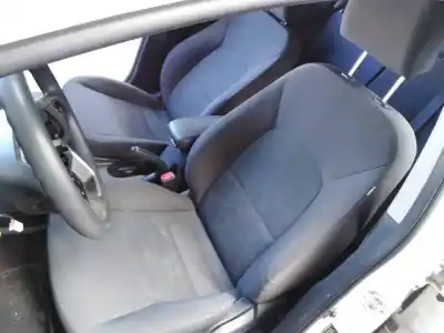 Veículo de Sucata kia rio concept do ano 2014 alimentado g4la